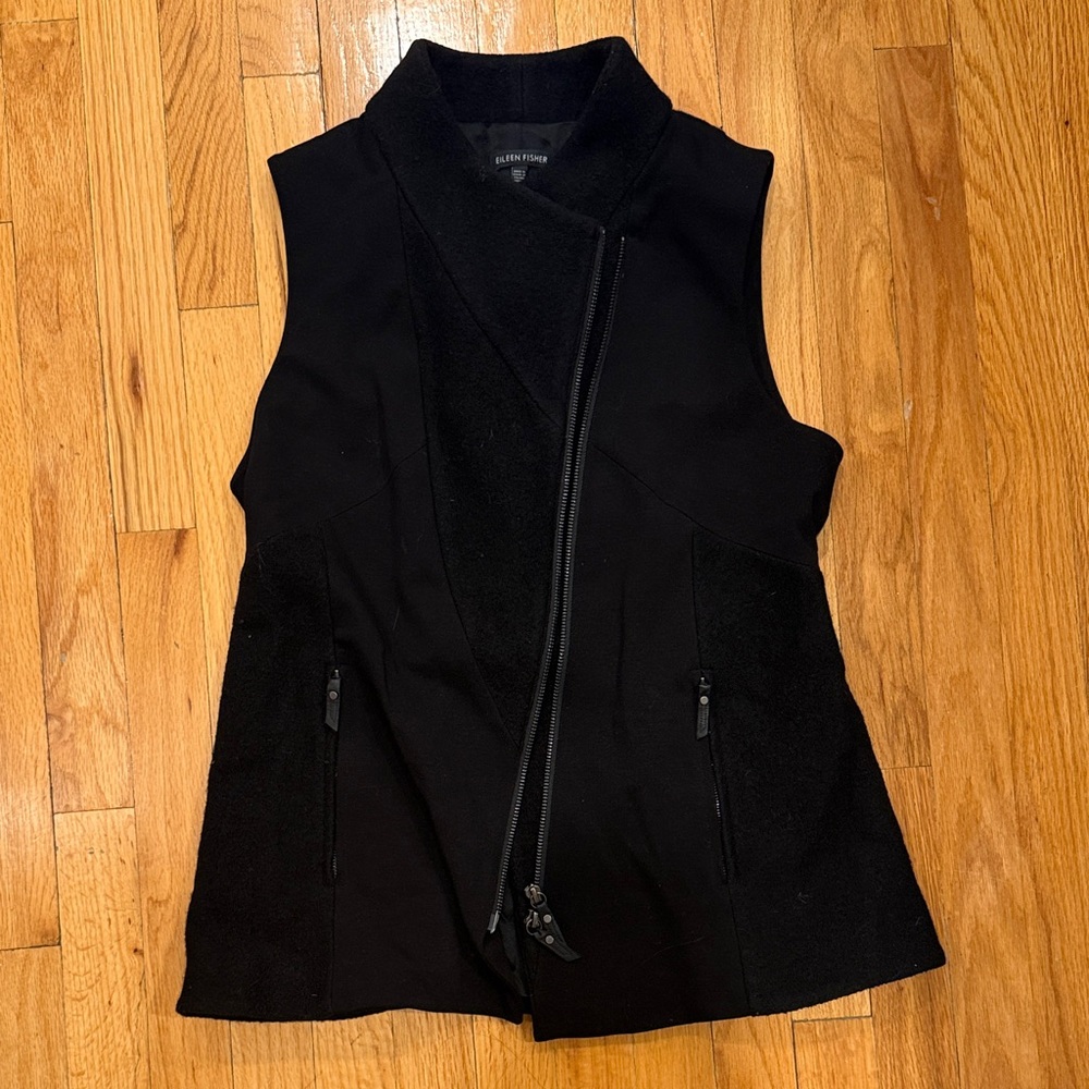 Eileen Fisher Women's Black Vest Size S